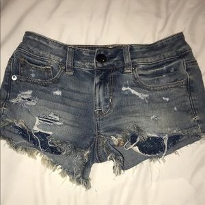 American Eagle ripped shorts 00